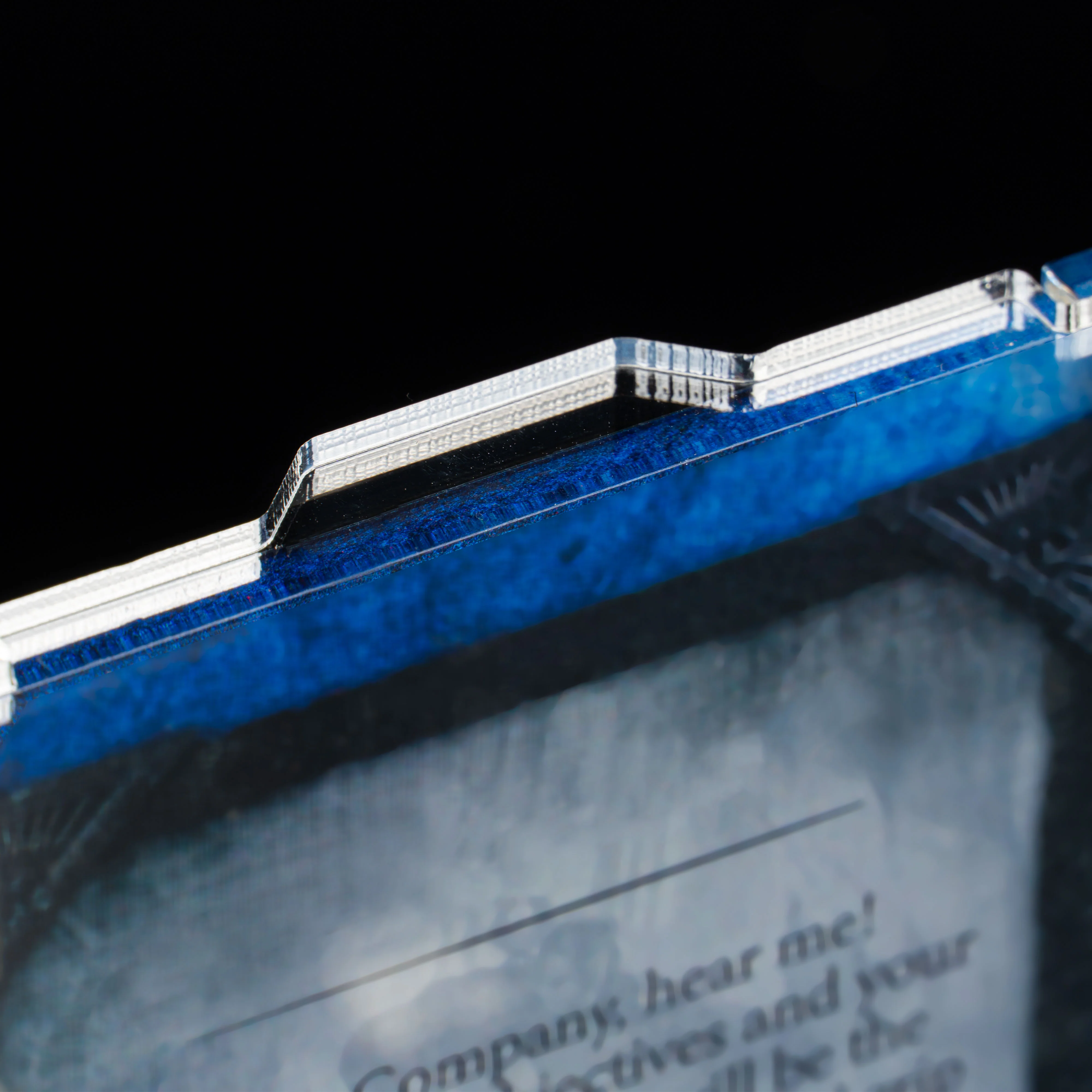 Limited Edition Display Case for Warhammer® 40,000 Lieutenant Titus - Image 7