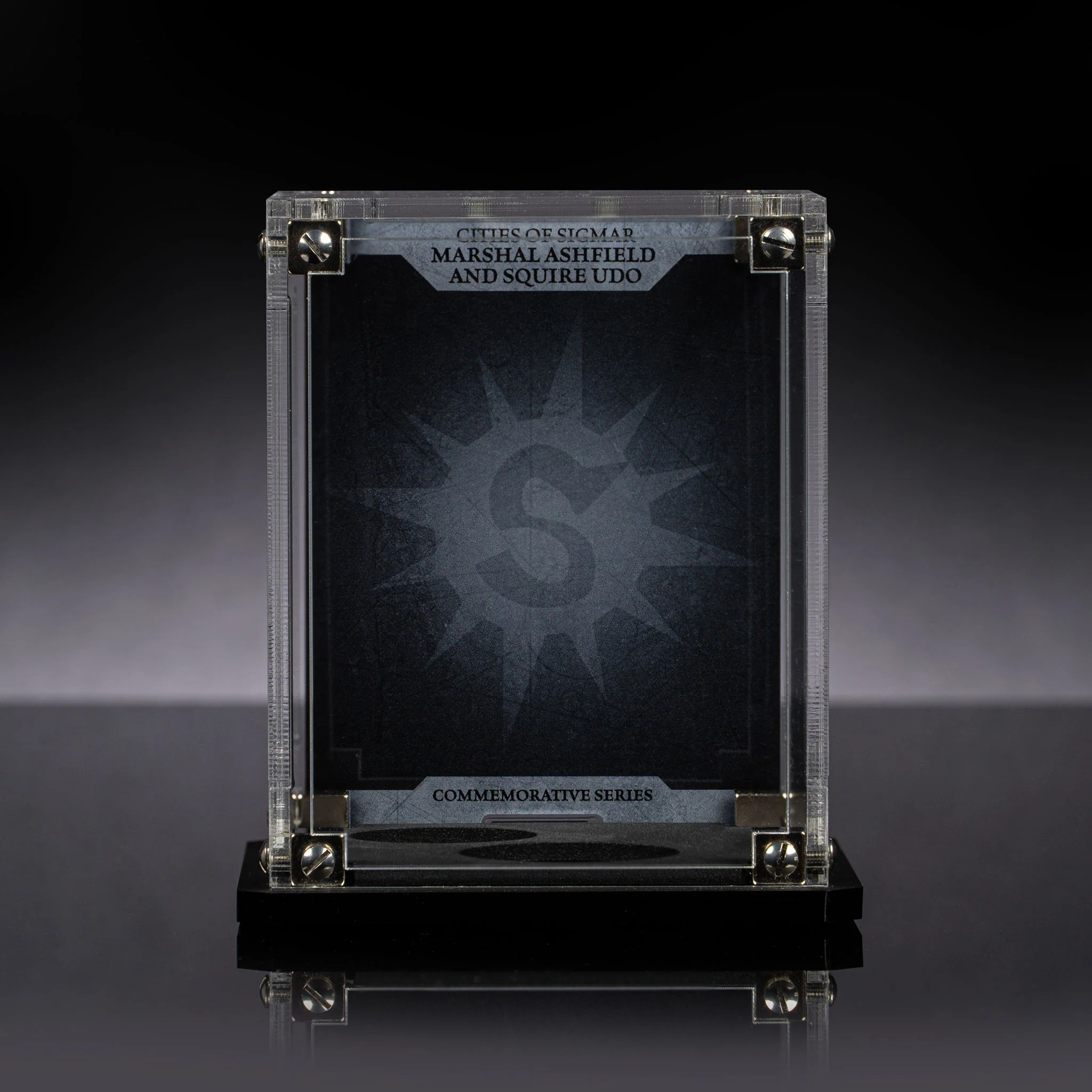 Display Case for Warhammer®+ Cities Of Sigmar - Marshall Ashfield And Squire Udo - Image 2